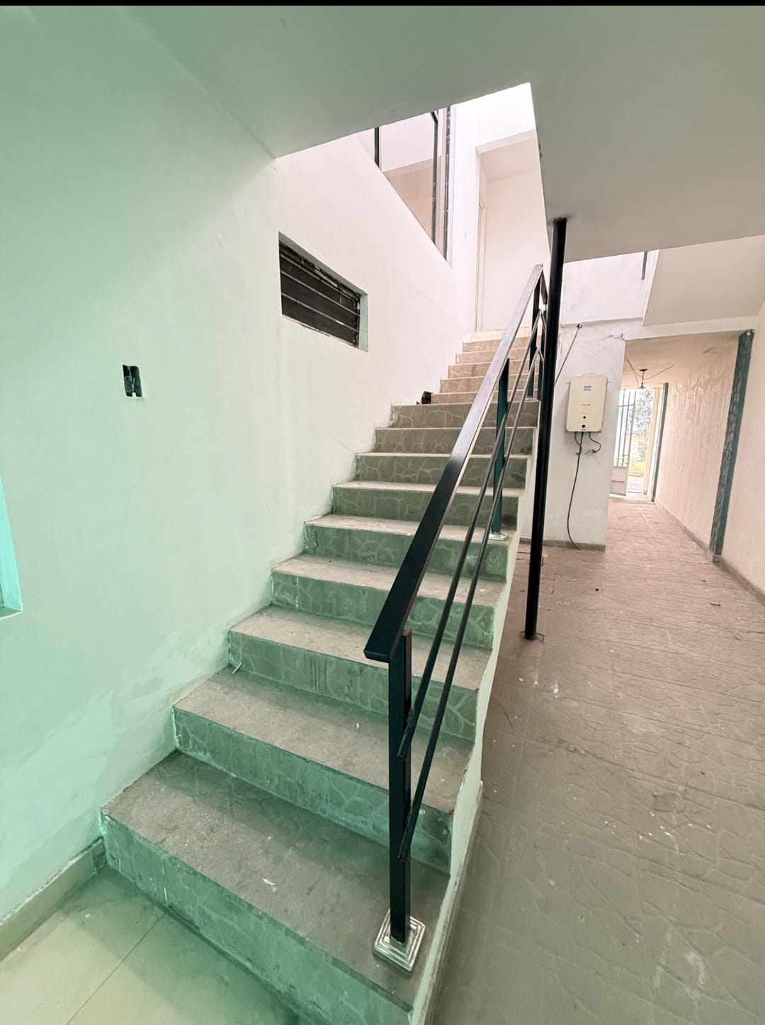 ¡OPORTUNIDAD ÚNICA EN PÍLLARO! CASA RENTABLE CON 2 DEPARTAMENTOS + TERRAZA · fotografía 4