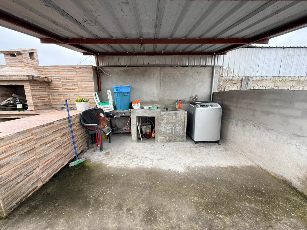 INVIERTE EN UNA PROPIEDAD CENTRO DE PILLARO DE 250M2 · fotografía 6