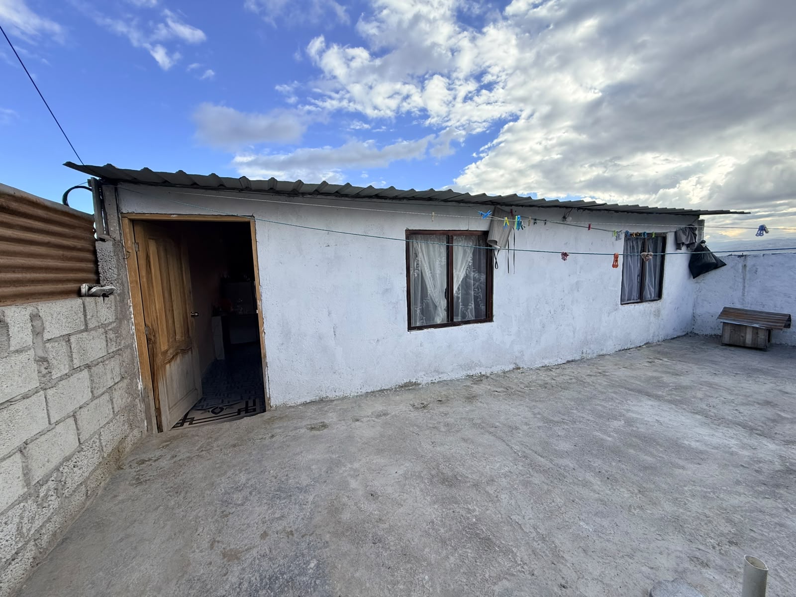 CASA EN VENTA MARCOS ESPINEL HABITABLE · fotografía 3