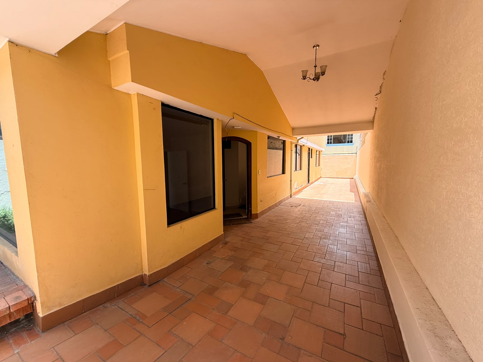 SE VENDE CASA DE LUJO EN AMBATO · fotografía 9