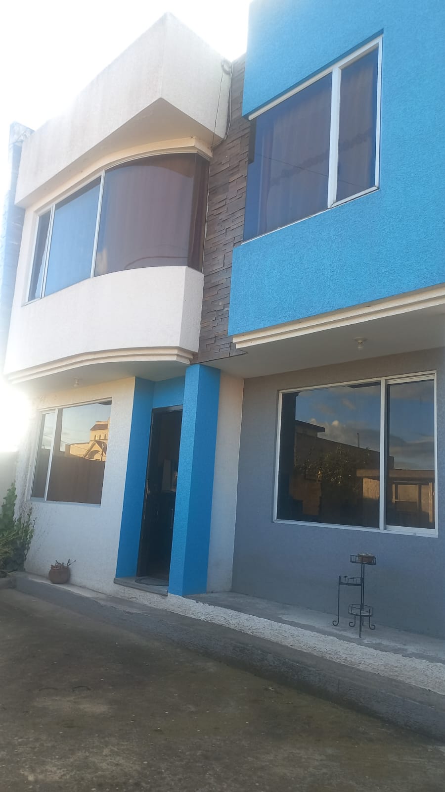 🏡 ¡Invierte en una casa en el centro de Píllaro! 📍 · fotografía 7